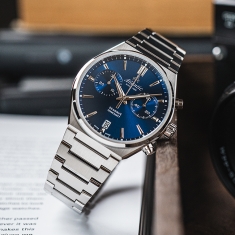 dong-ho-atlantic-swiss-at-584664151