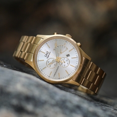 dong-ho-qq-qq-c24a-004py