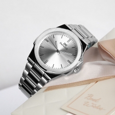 dong-ho-diamond-d-dm1021s