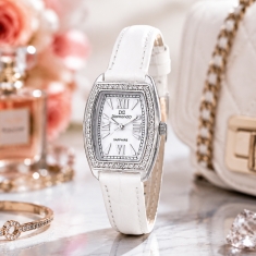 dong-ho-diamond-d-dm63045w