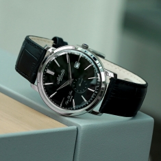 dong-ho-atlantic-swiss-at-643524161